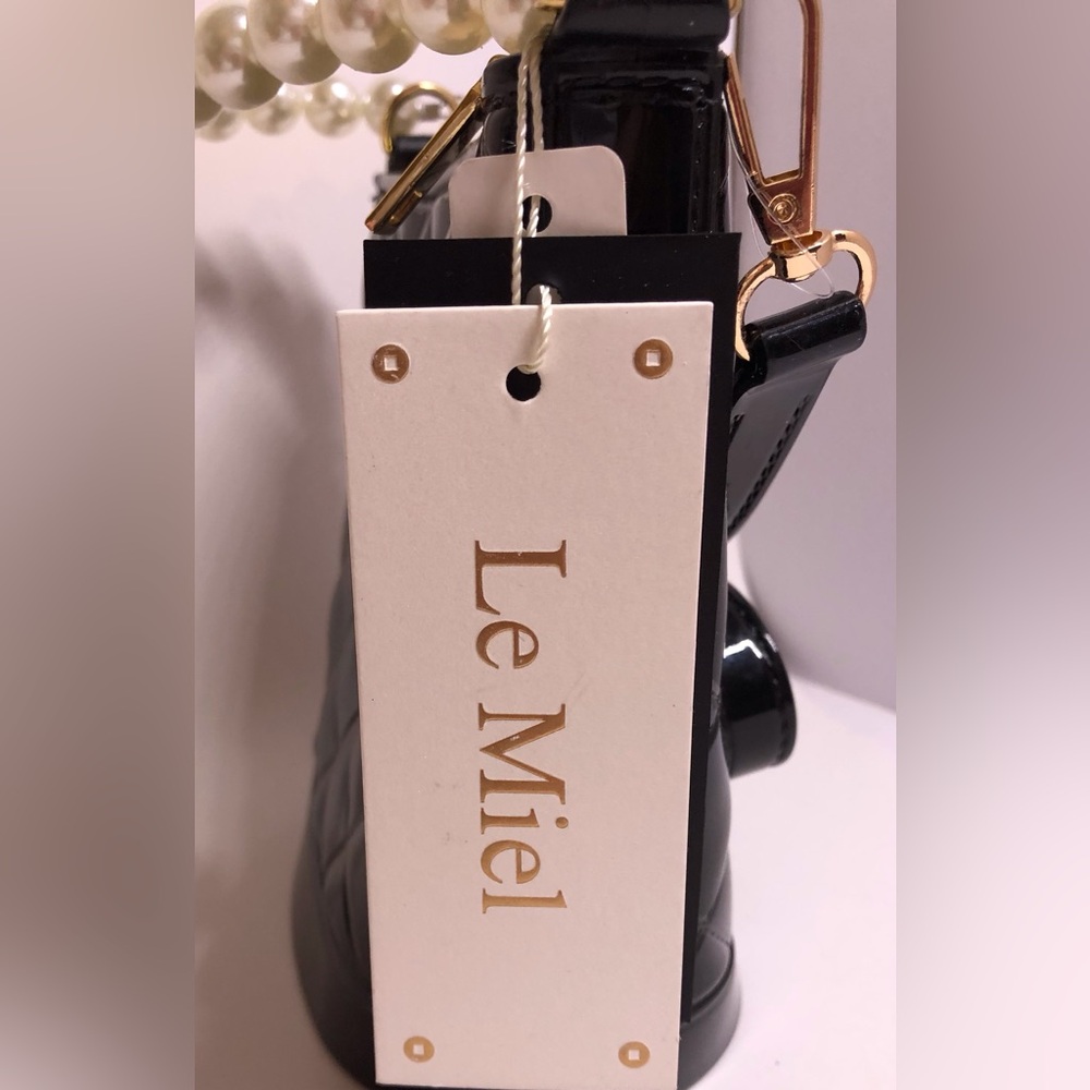 LeMeil Black quilted vegan leather bucket/crossbody Bag. Pearl Handle. - Picture 2 of 11